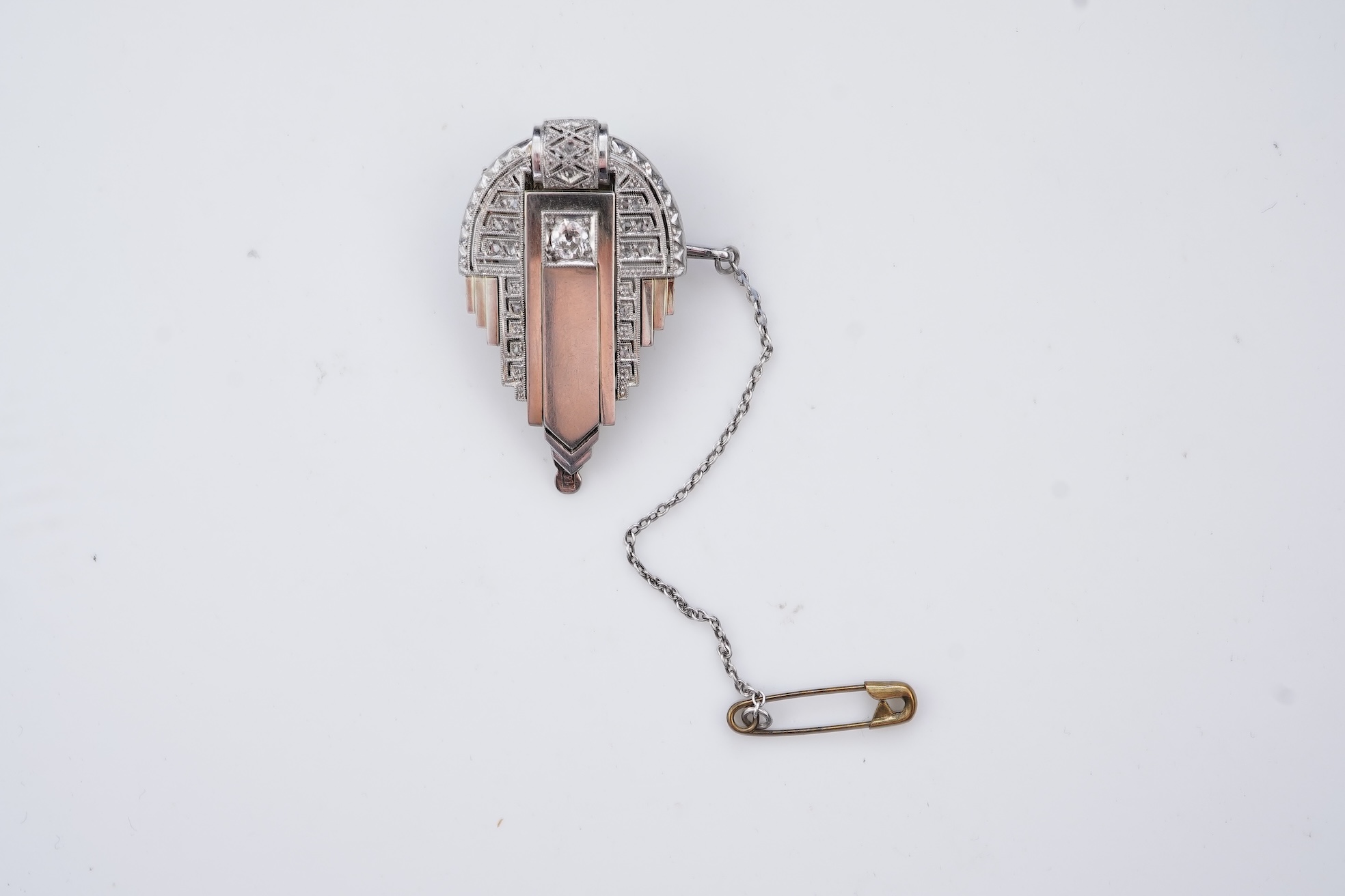 An Art Deco diamond clip brooch, 1930s